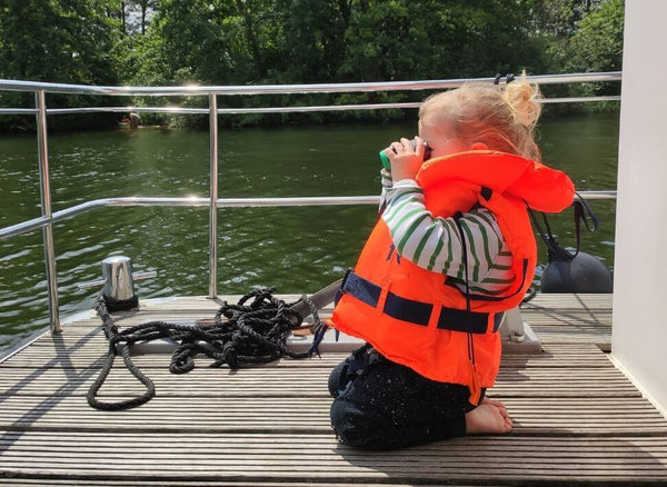 Houseboat vacation with children - On the road in Germany - Kleine Prints