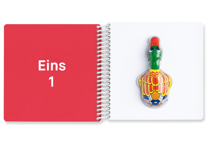Numbers photo book for children by Kleine Prints